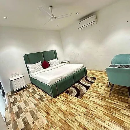 Rivaz Hotel And Restaurant-2
